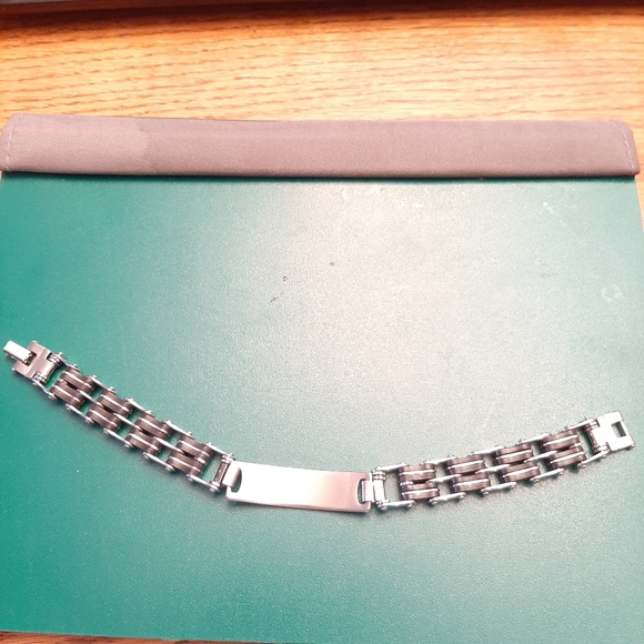 Man's Jewelry - Picture 4 of 7